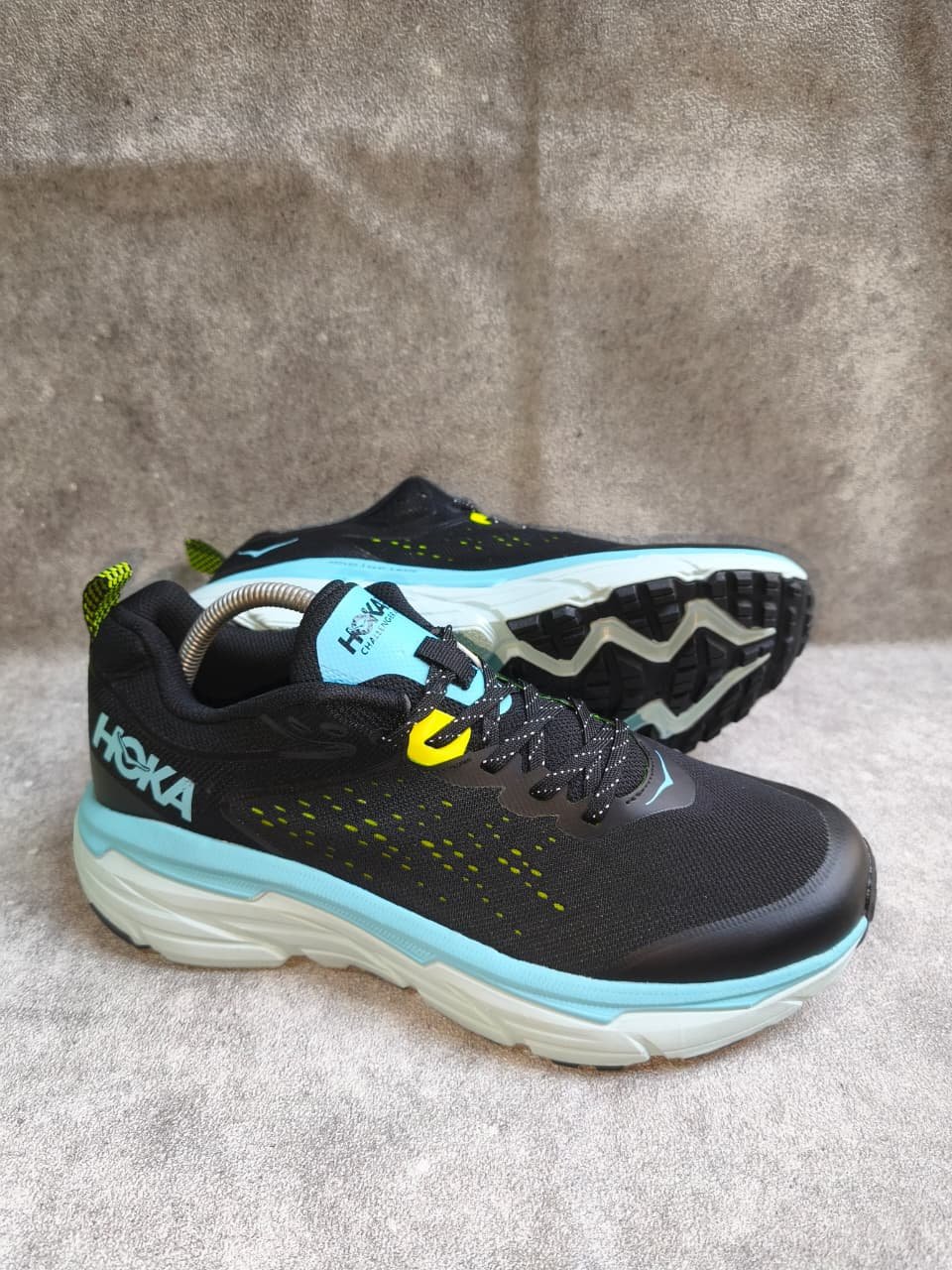 Hoka Challenger ATR 6
