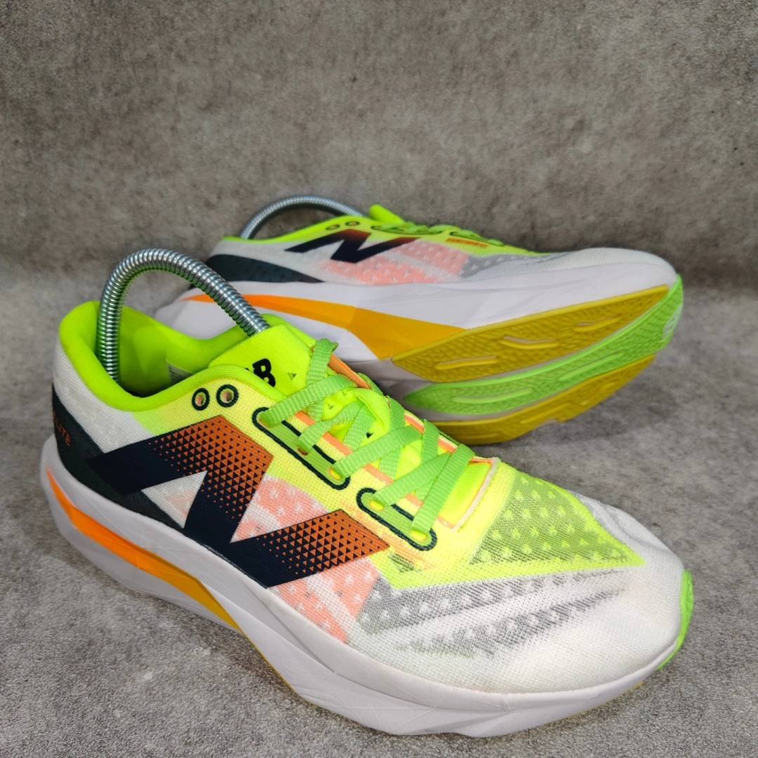 New Balance FuelCell SuperComp Trainer v1