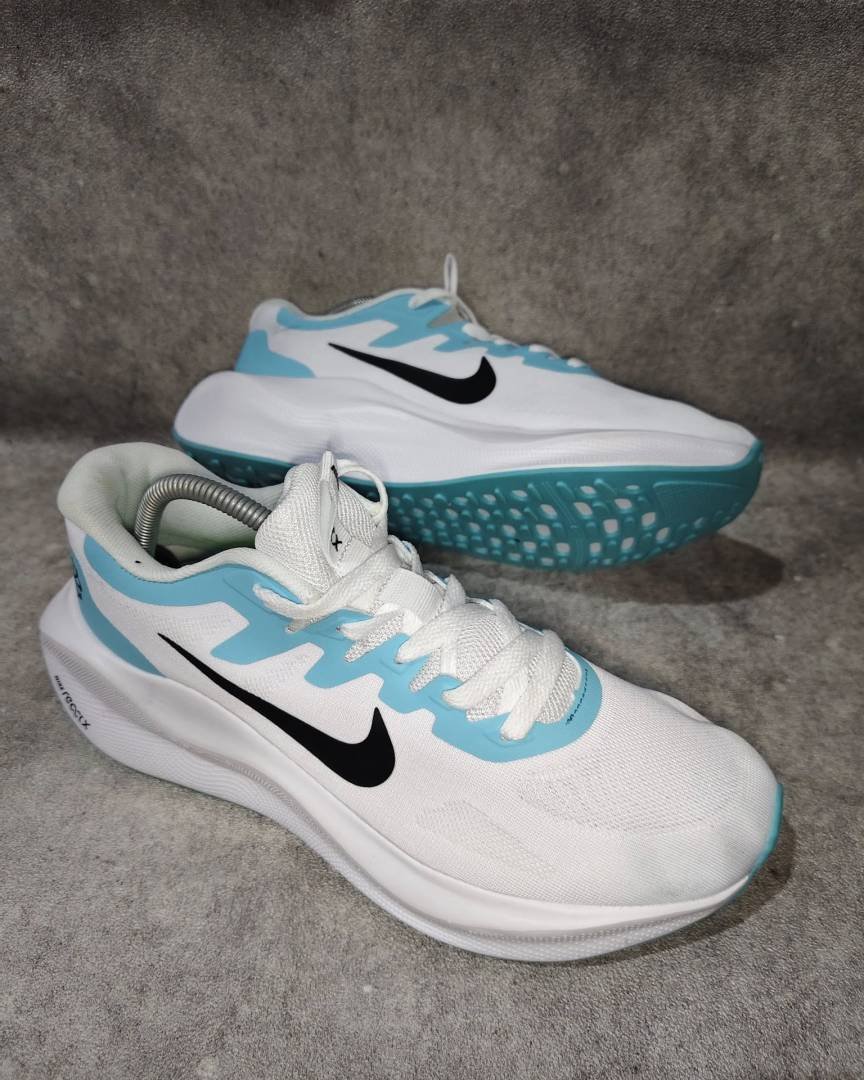 Nike  Vaporfly 3 (Colorway: White / Blue Tint / Black)