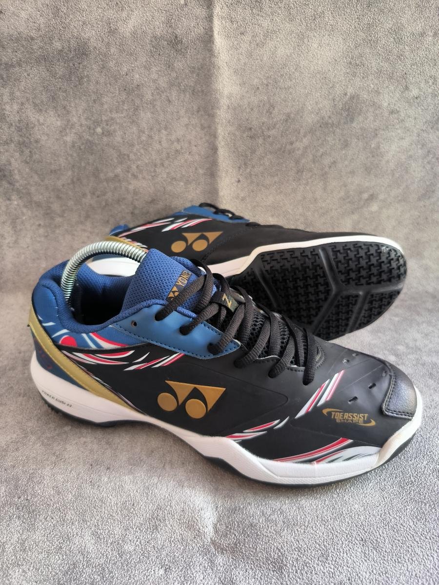 Yonex Power Cushion SHB 65 Z3 CEX (Limited Edition Black/Blue/Gold)