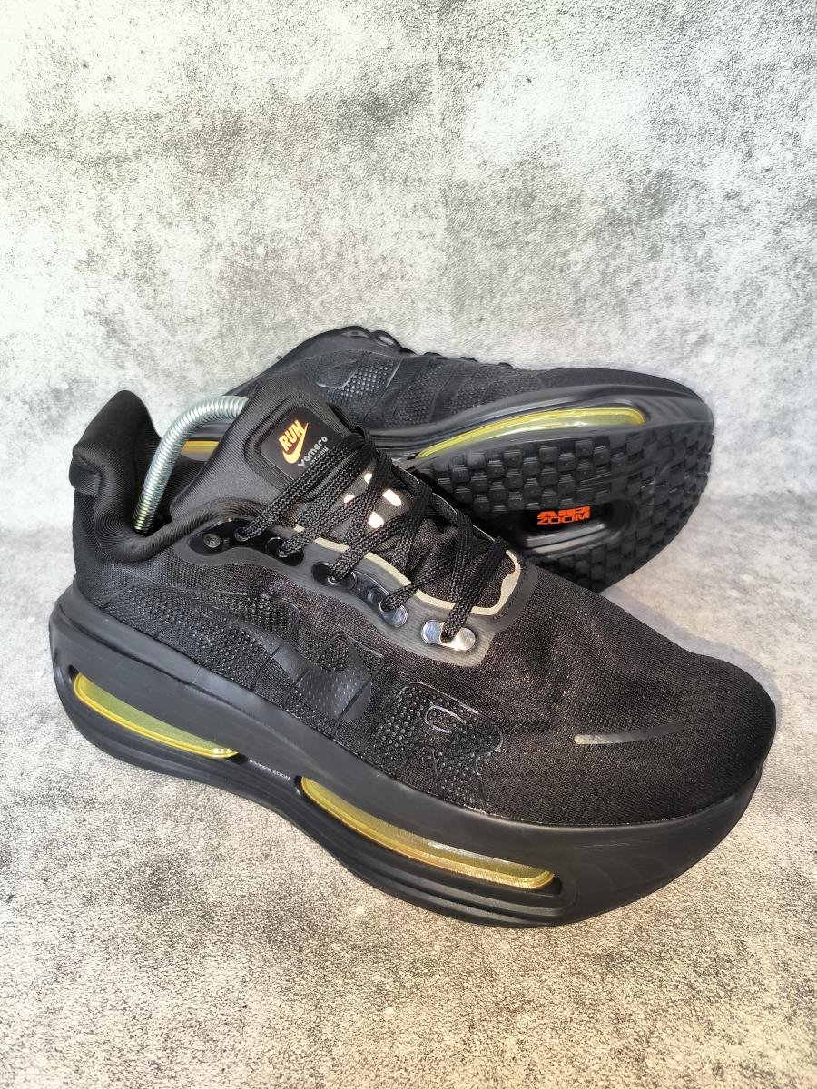 Nike Vomero Premium 
