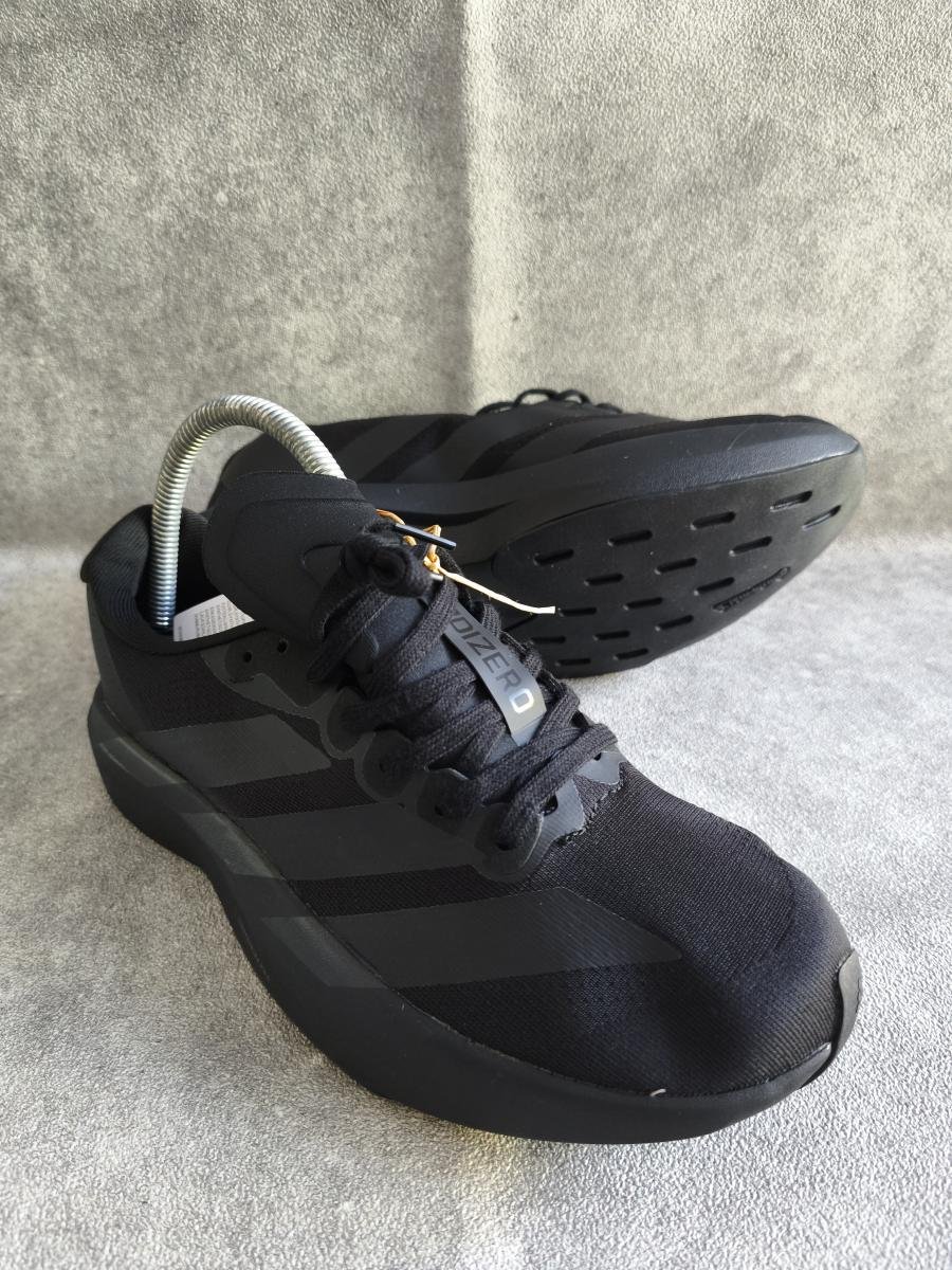 Adidas Adidas Adizero EVO SL berwarna hitam (Core Black)